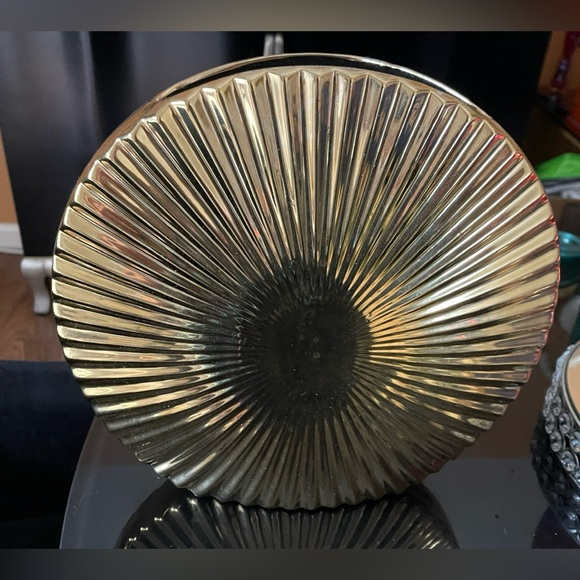 Faux Ivory Silk Tulips | 2 Bunches | Like New | Excellent Condition - Picture 8 of 8